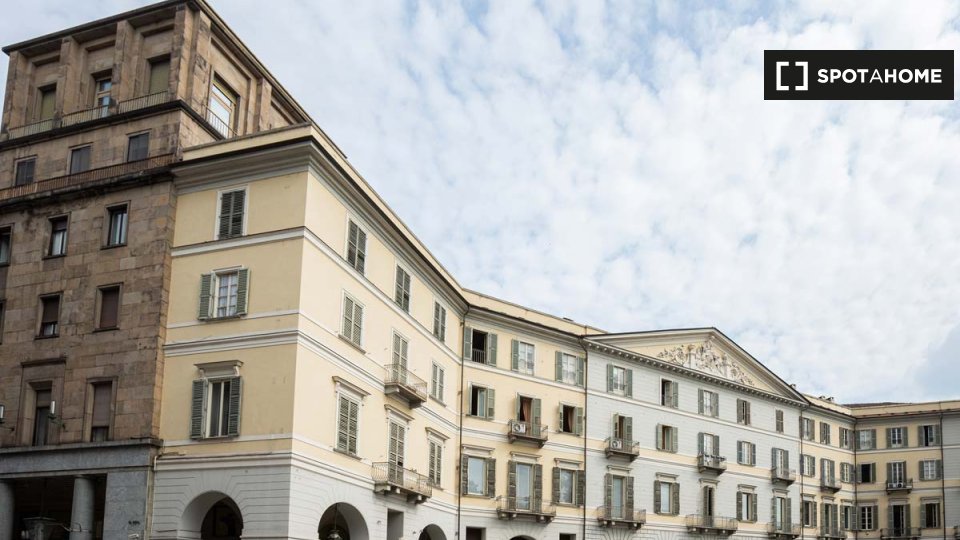 Immagine 8 di Ufficio in affitto  in Piazza Carlo Felice a Torino