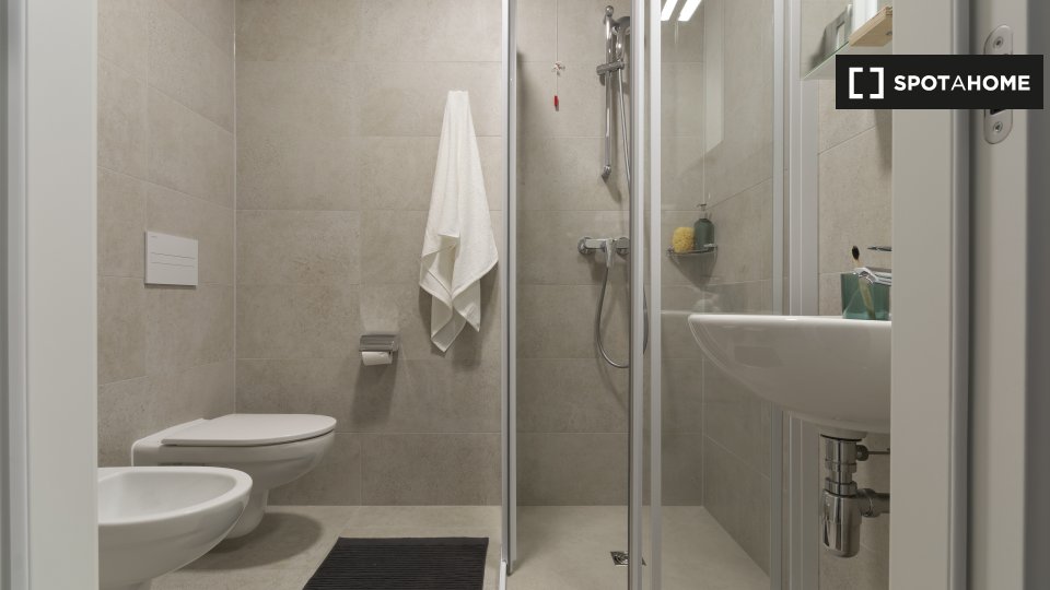 Immagine 12 di Ufficio in affitto  in Via Sebastiano Serlio a Bologna