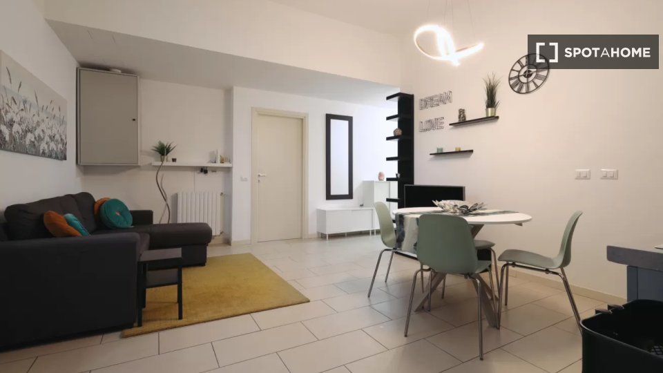 Immagine 18 di Appartamento in affitto  in Via Antonio Carnevali a Milano