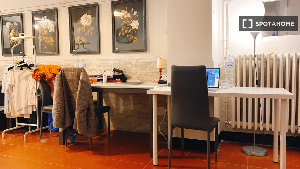 Immagine 4 di Appartamento in affitto  in Lungarno Amerigo Vespucci a Firenze