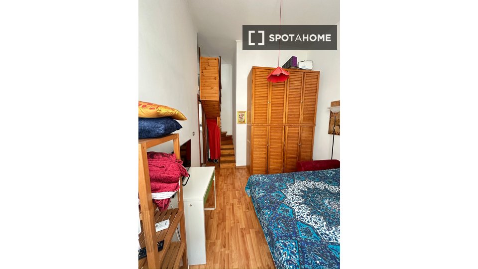 Immagine 12 di Appartamento in affitto  in Via Campello sul Clitunno a Roma