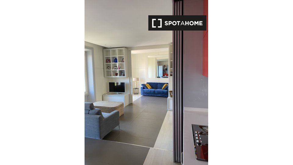 Immagine 4 di Appartamento in affitto  in Via Giuseppe Gioachino Belli a Roma