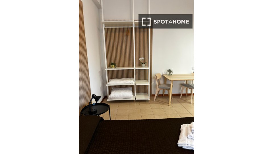 Immagine 10 di Ufficio in affitto  in Via Prenestina a Roma