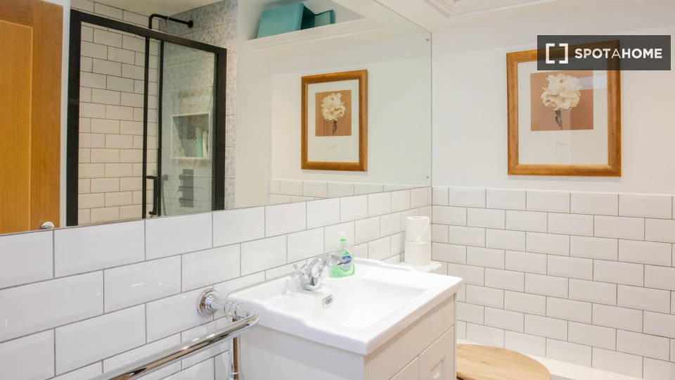 Immagine 13 di Appartamento in affitto  in apartment a 