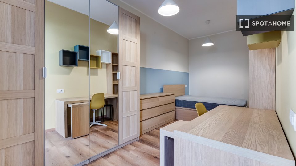 Immagine 4 di Camera condivisa in affitto  in Via Ostiense a Roma