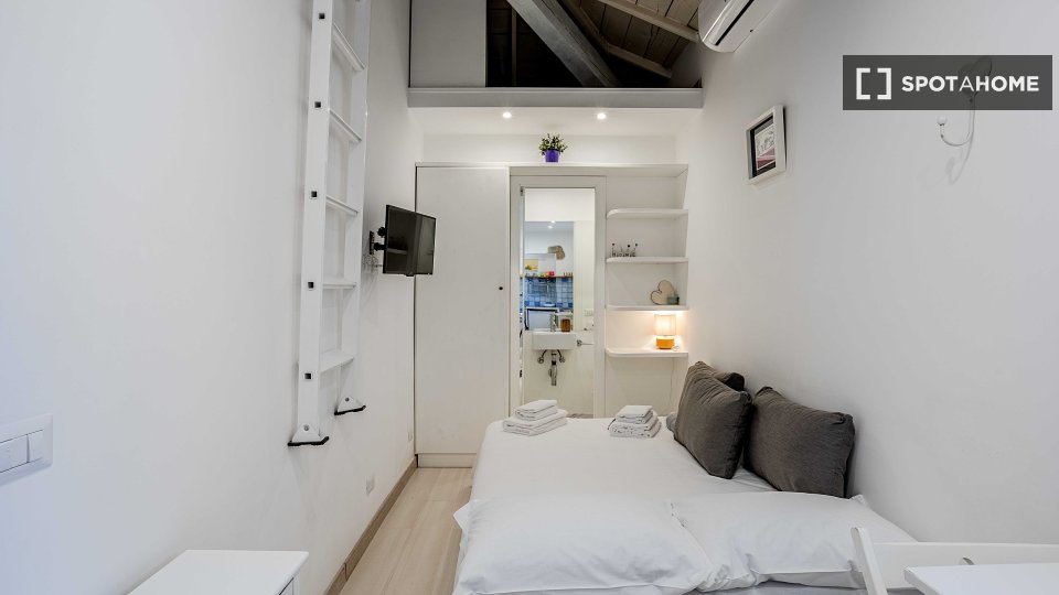 Immagine 5 di Ufficio in affitto  in Via Chiana a Roma