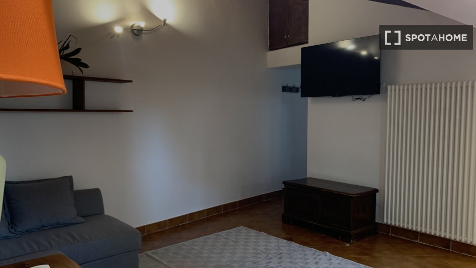 Immagine 15 di Appartamento in affitto  in Via Cassia a Roma