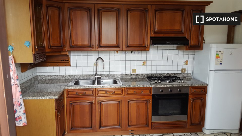 Immagine 11 di Camera condivisa in affitto  in Via Plebiscito a Padova