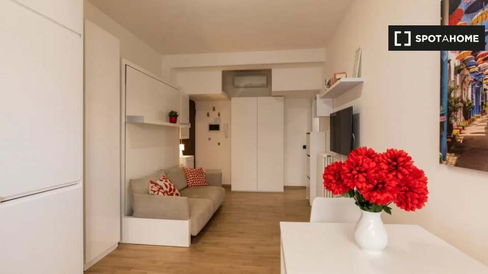 Immagine 5 di Ufficio in affitto  in Via Alfredo Albertini a Milano