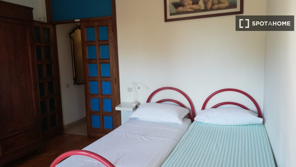 Immagine 8 di Camera condivisa in affitto  in Via del Beato Egidio a Perugia