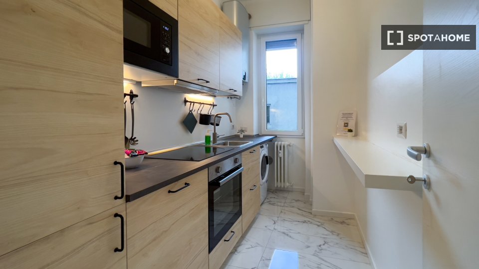 Immagine 6 di Appartamento in affitto  in Via Bernardo Celentano a Milano