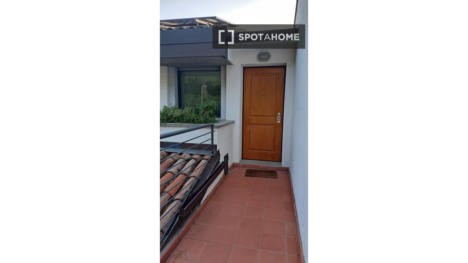 Immagine 11 di Appartamento in affitto  in Via Francesco Orsoni a Bologna