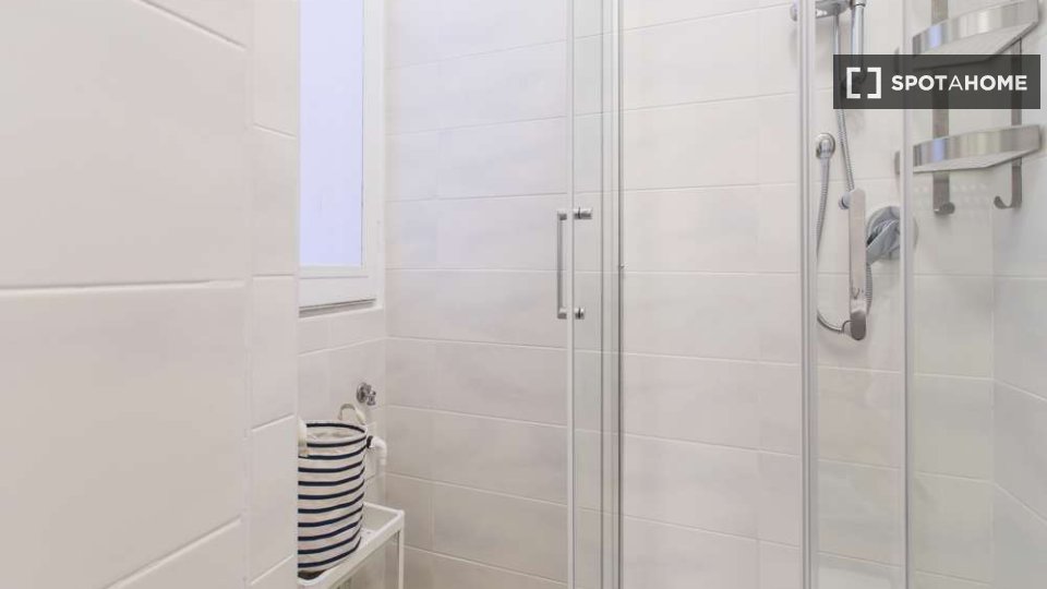 Immagine 17 di Camera condivisa in affitto  in Via Bartolomeo d'Alviano a Milano