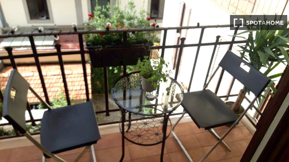 Immagine 7 di Camera condivisa in affitto  in Via Zara a Firenze