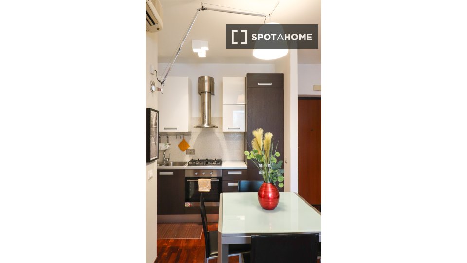 Immagine 14 di Appartamento in affitto  in Via dei Malatesta a Roma