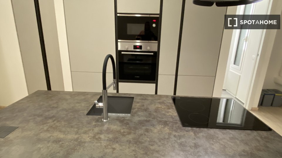 Immagine 5 di Appartamento in affitto  in Via delle Forze Armate a Milano