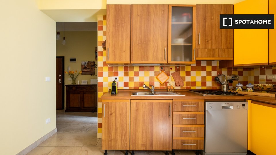 Immagine 5 di Appartamento in affitto  in Viale della Repubblica a Bologna