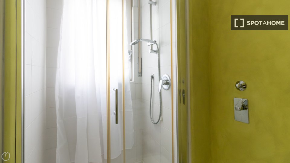 Immagine 18 di Appartamento in affitto  in Via Plinio a Milano