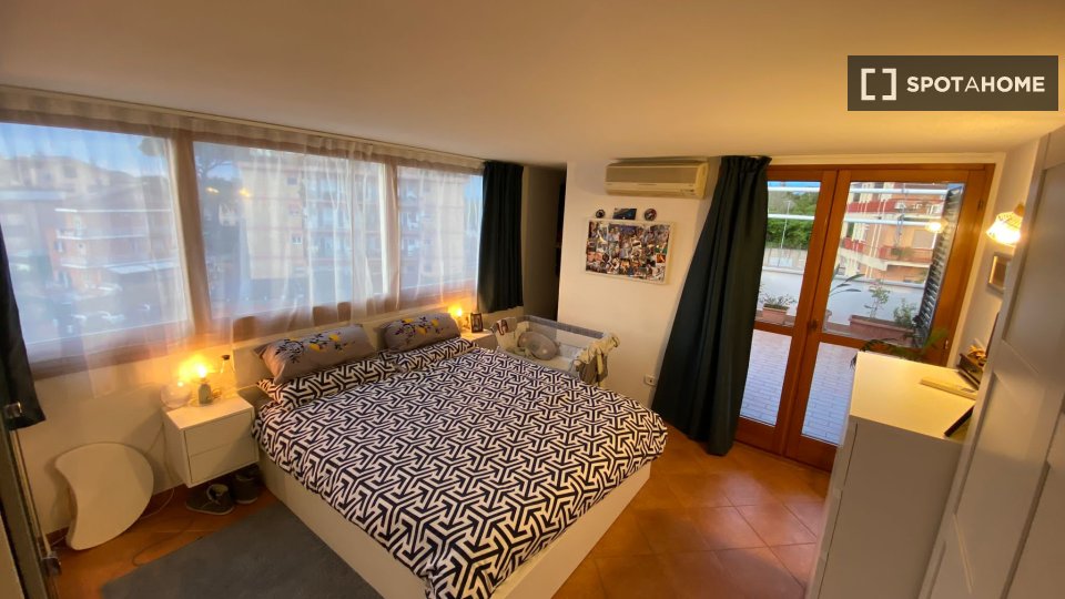 Immagine 1 di Appartamento in affitto  in Via dei Polenta a Roma