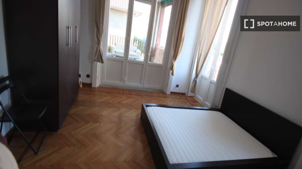 Immagine 6 di Camera condivisa in affitto  in Via Bernina a Milano