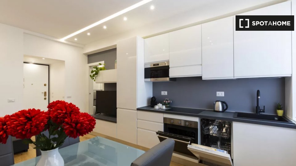 Immagine 4 di Appartamento in affitto  in Piazza Tirana a Milano