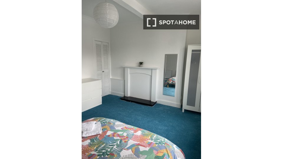 Immagine 1 di Camera condivisa in affitto  in -6 Clearburn Gardens a Liberton and Craigmillar