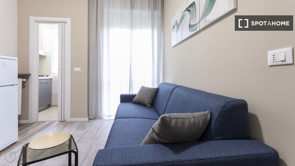 Immagine 4 di Appartamento in affitto  in Via Policarpo Petrocchi a Milano