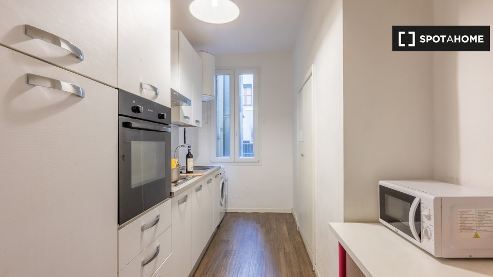 Immagine 6 di Appartamento in affitto  in Via dei Leoni, 2, 50122 Firenze FI, Italy a Firenze