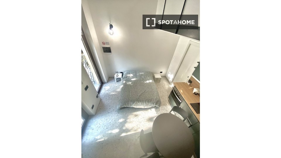 Immagine 3 di Ufficio in affitto  in Via Benefattori dell'Ospedale a Milano