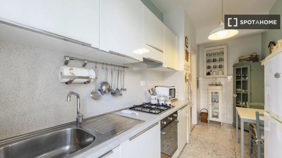 Immagine 9 di Appartamento in affitto  in Via Luigi Galvani a Rapallo