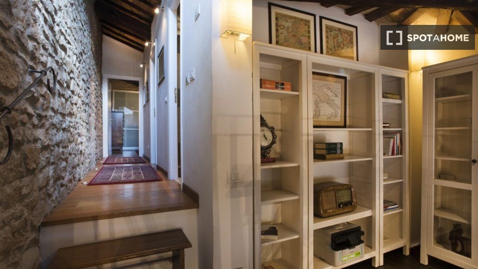 Immagine 6 di Appartamento in affitto  in Vicolo Moroni a Roma