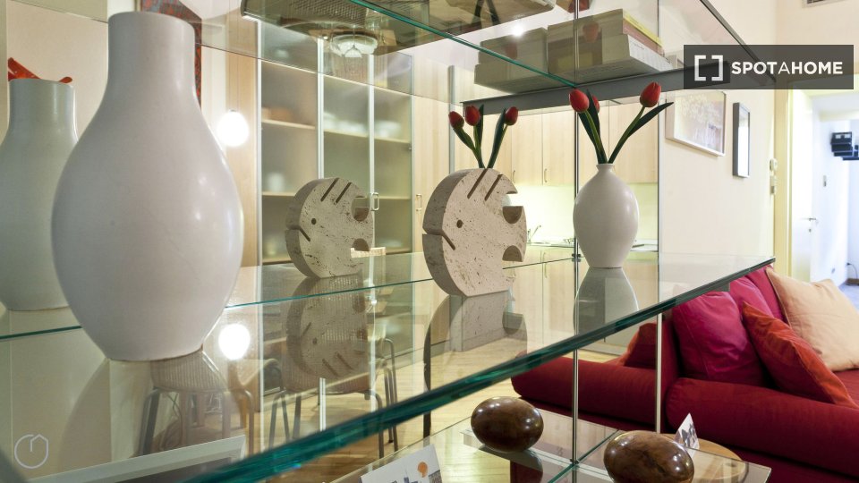 Immagine 13 di Appartamento in affitto  in Via Fiori Chiari a Milano