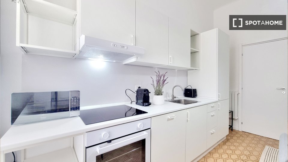 Immagine 4 di Appartamento in affitto  in Via Soperga a Milano