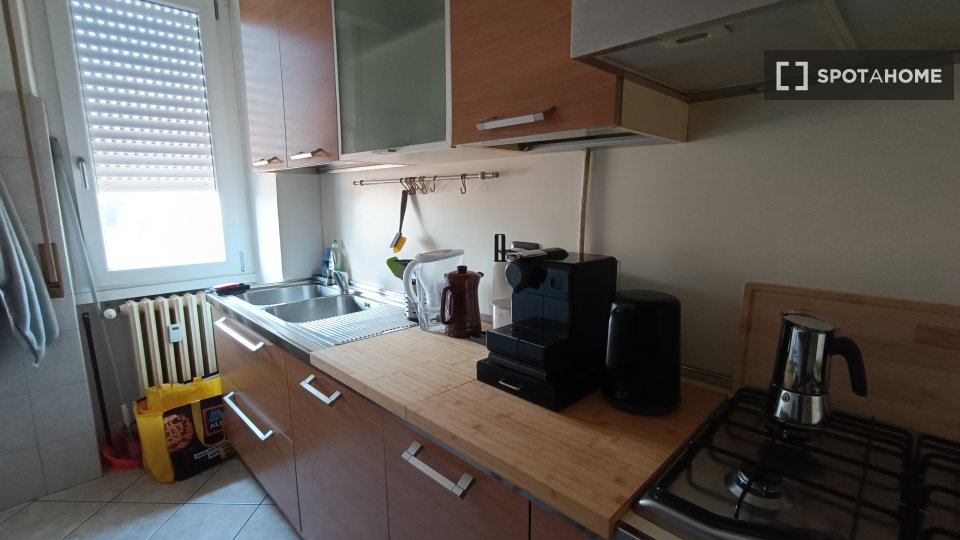 Immagine 9 di Camera condivisa in affitto  in Via Lombardia a Pioltello