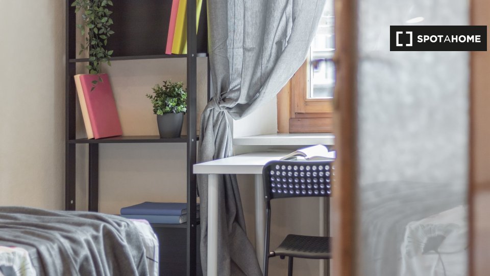 Immagine 4 di Camera condivisa in affitto  in Via Principi d'Acaja a Torino