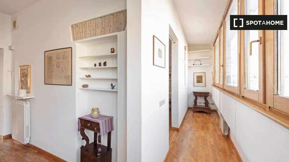 Immagine 10 di Appartamento in affitto  in Via Rasella a Roma