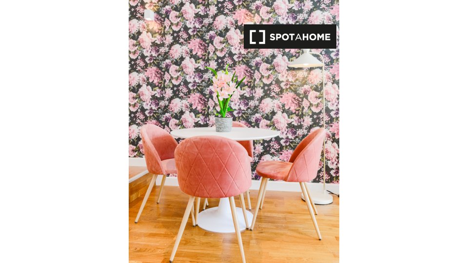 Immagine 11 di Appartamento in affitto  in Church St a Staines