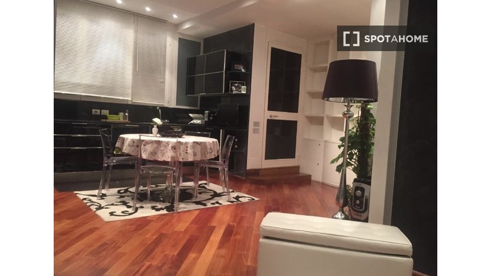 Immagine 11 di Ufficio in affitto  in Via Giuseppe Ripamonti a Milano