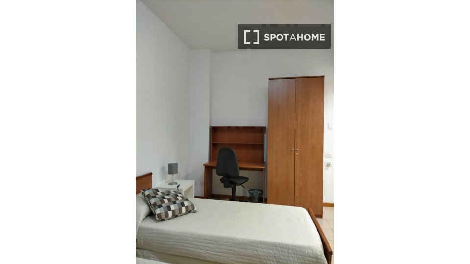 Immagine 3 di Ufficio in affitto  in Via Prenestina a Roma