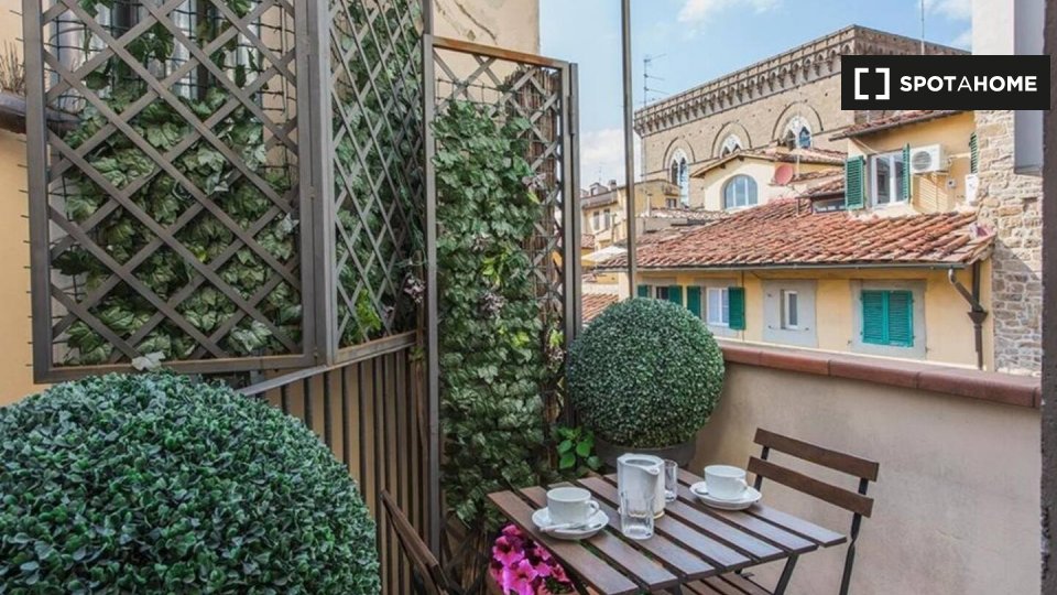 Immagine 14 di Appartamento in affitto  in P.za della Signoria a Firenze