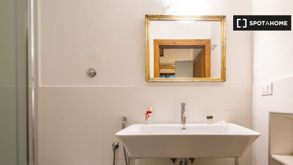 Immagine 2 di Appartamento in affitto  in Via Lambertesca a Firenze