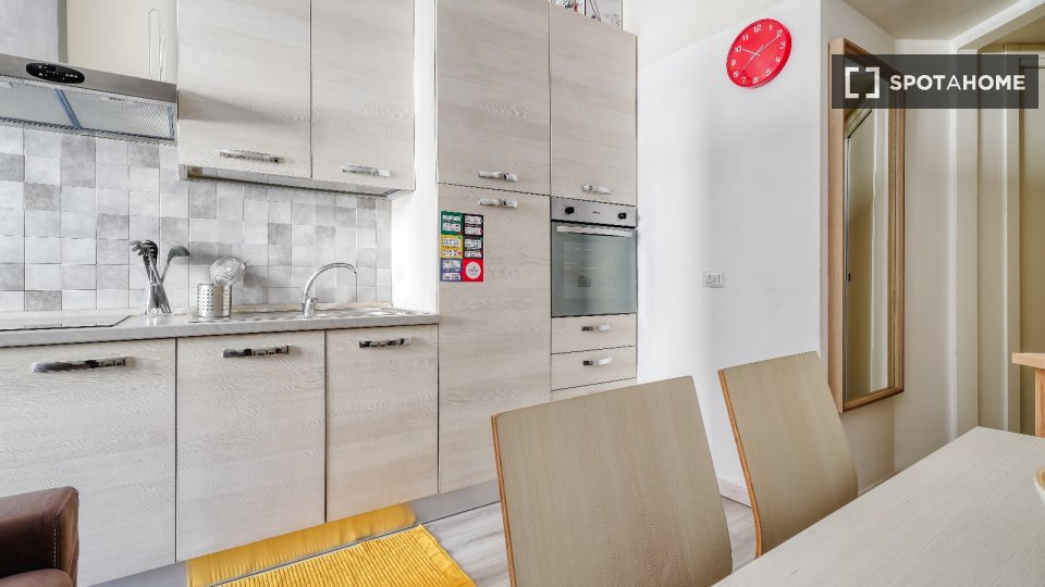 Immagine 8 di Ufficio in affitto  in Via Vigevano a Milano