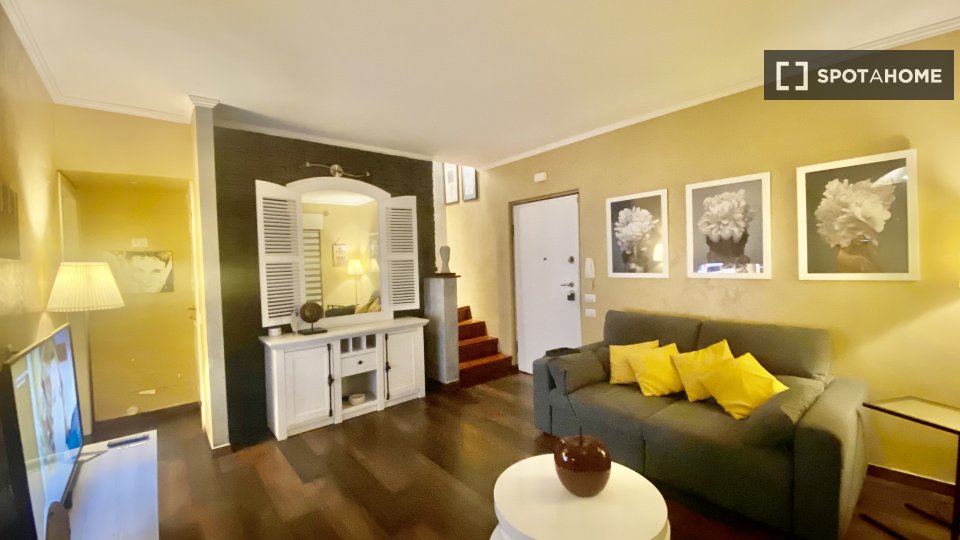 Immagine 10 di Camera condivisa in affitto  in Via Elena Brandizzi Gianni a Roma