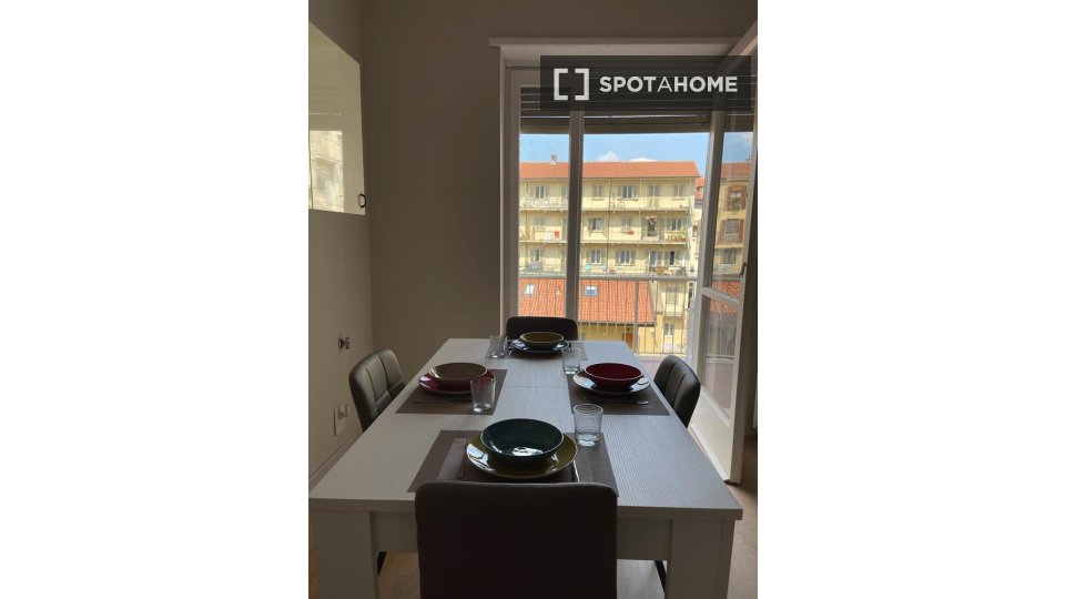 Immagine 6 di Appartamento in affitto  in Piazza della Repubblica a Torino