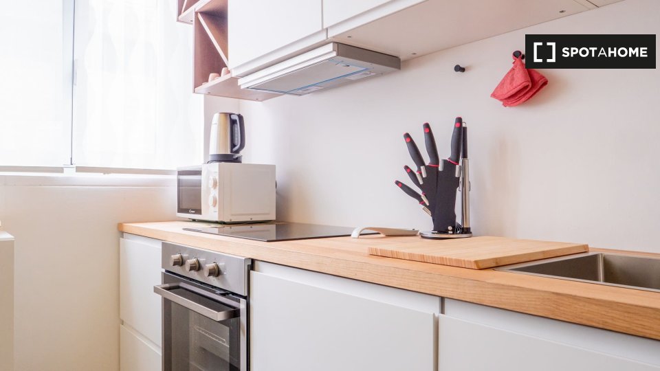 Immagine 13 di Appartamento in affitto  in Via Pietro Valdo a Milano