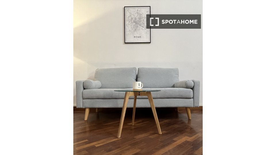 Immagine 1 di Ufficio in affitto  in Via Bixio a Roma