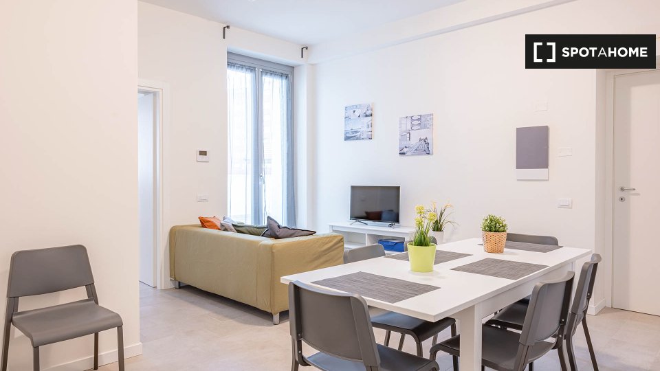 Immagine 8 di Camera condivisa in affitto  in Viale Monza a Milano