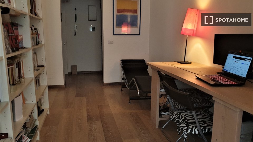 Immagine 2 di Appartamento in affitto  in Via Antonio Cerasi a Roma