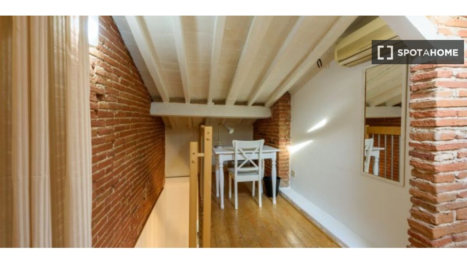 Immagine 12 di Appartamento in affitto  in Via Panzani a Firenze