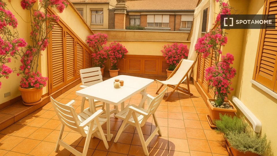 Immagine 1 di Ufficio in affitto  in Via Montaione a Roma